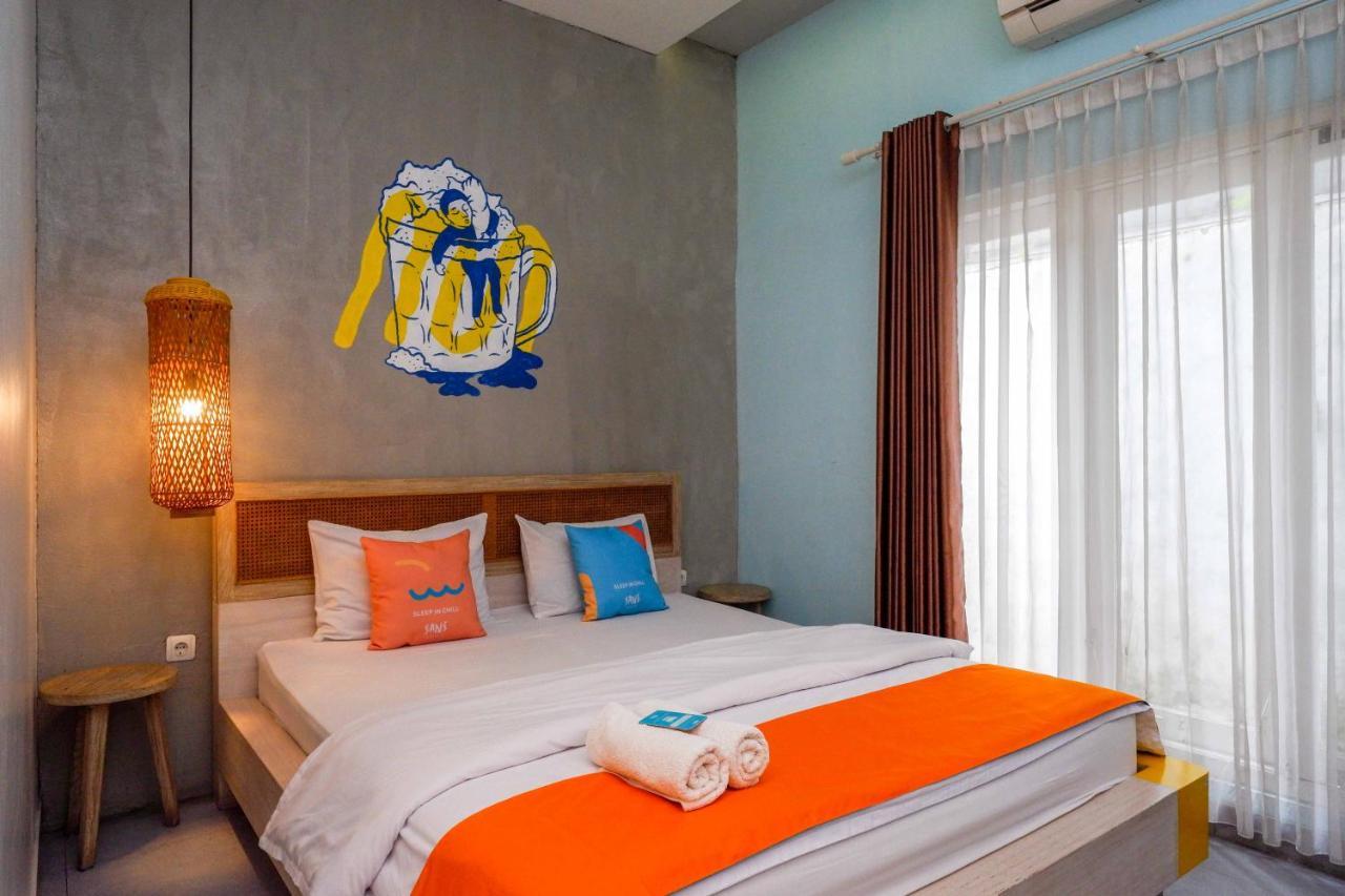 Sans Hotel Absari Yogyakarta Jarakan Экстерьер фото